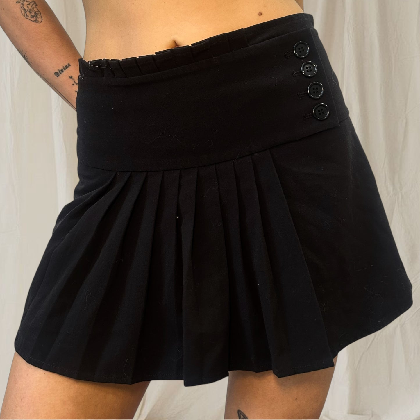 The Nova Mini Skirt (6)